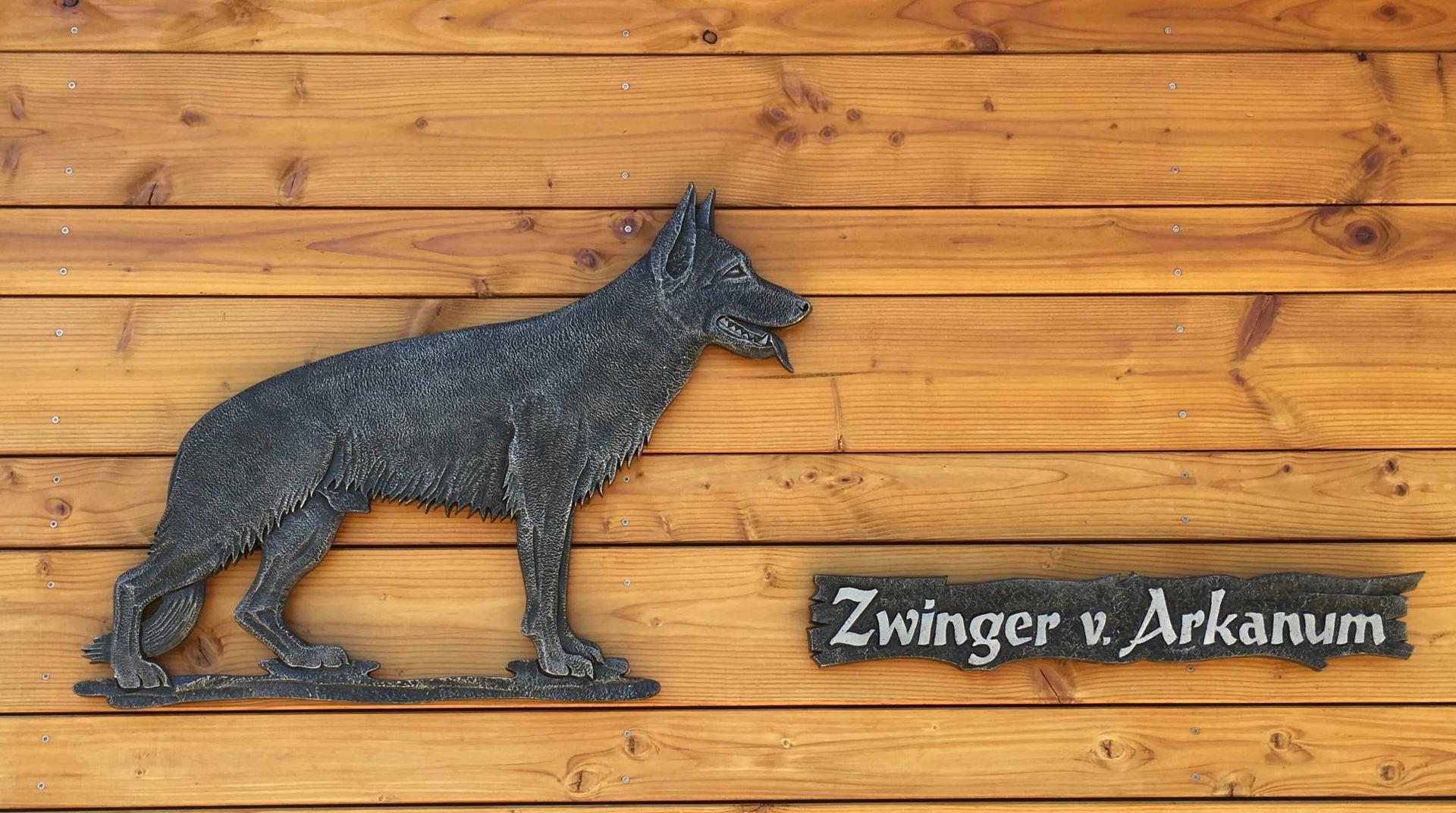 Zuchtstätte Deutscher Schäferhunde "vom Arkanum"