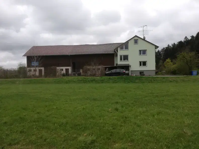 Hundezucht vom friedlichen Berg  - Bild 1